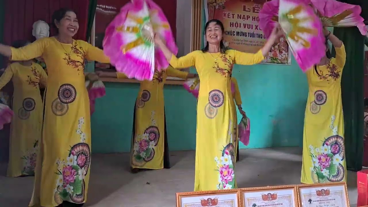 CHƯƠNG TRNHF VN MỪNG THỌ NCT THÔN2 XÃ NAM ĐÔNG T NINH BÌNH XUÂN BÍNH NGỌ 2026