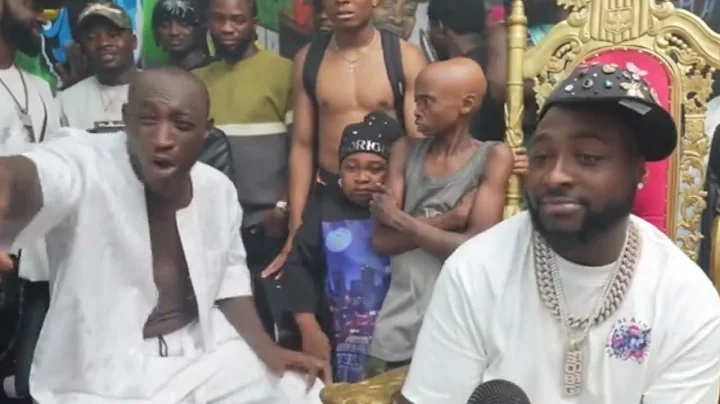 Moment davido stop Carter efe from insulting wizkid in his live 