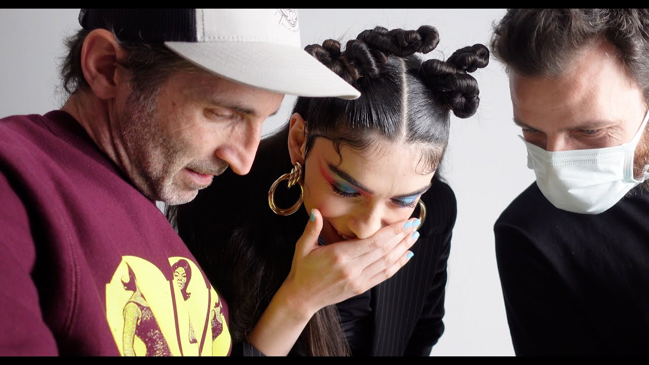 Koray Birand'dan intikam almaya gittim! (Hazar Ergüçlü - Marie Claire sahne arkası)