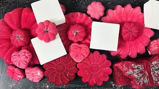 Squeaky beauty🙂↔️ Reform cherry red🍒HM gym chalk. chalk crushing asmr #asmr #satisfying #relaxing
