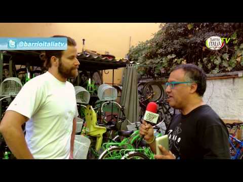 Extranjeros en Santiago de Chile, Peter M. Lewis, La Bicicleta Verde