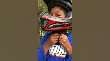 How to buckle helmet #dirtbike#shorts