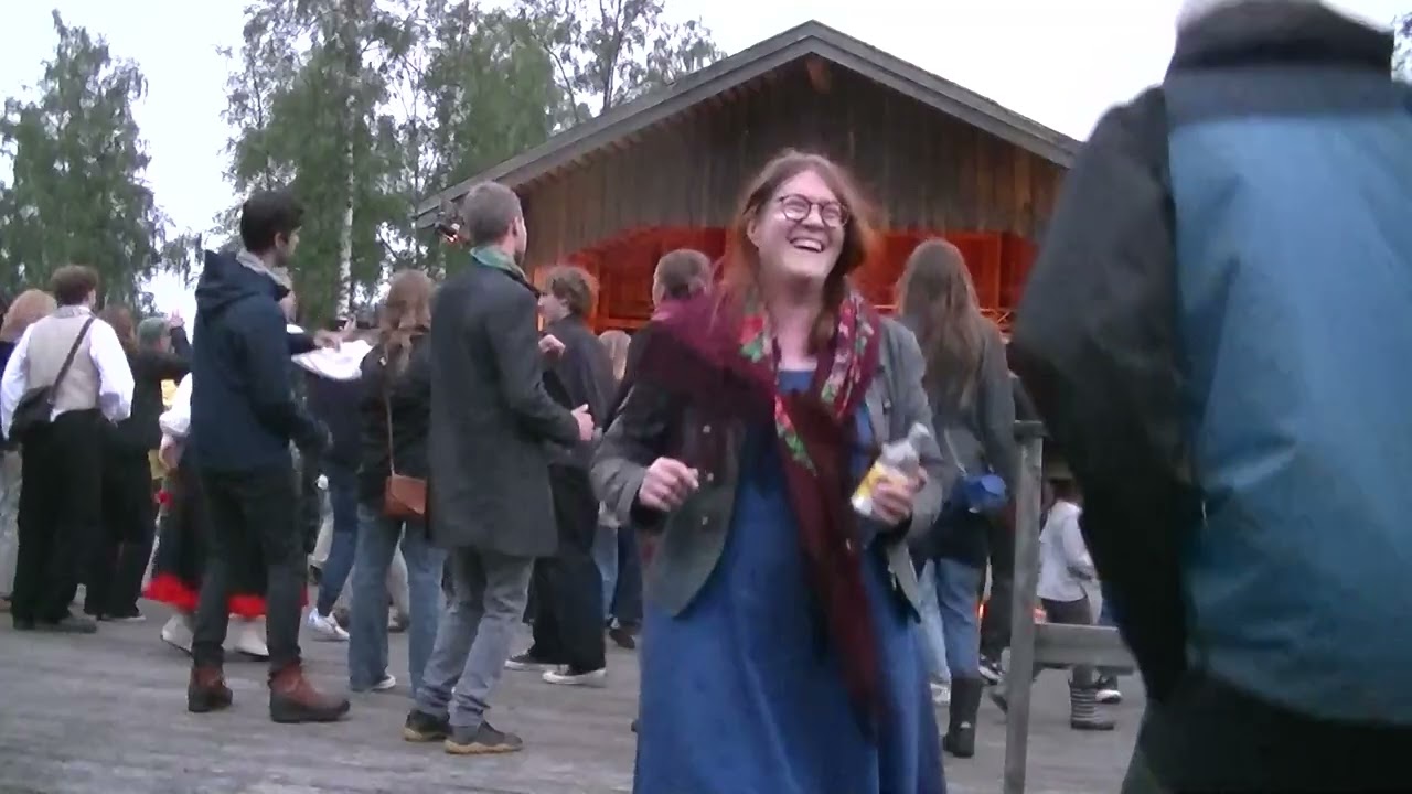 TIBBLE TRANSSIBIRISKA DELSBOSTÄMMAN ( 1h 16min )