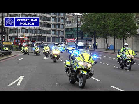 POLICE BIKES SWARM