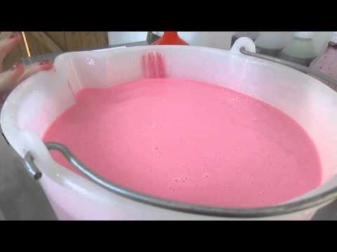 Love homemade ice cream but hate the fuss? This easy hack gives you DIY ice cream in just a matter o. 