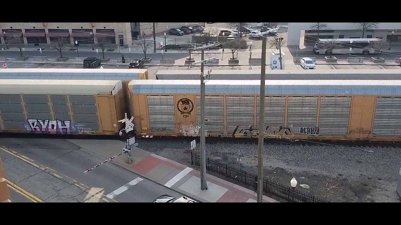 IC LEADING 251 MEETS 116