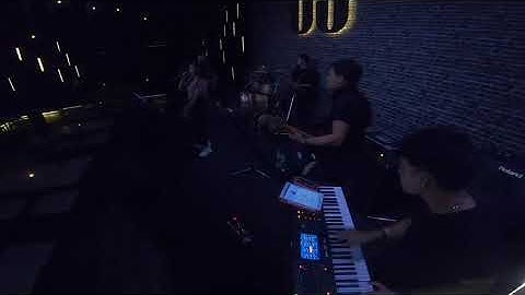 เล่นของสูง   KLEAR