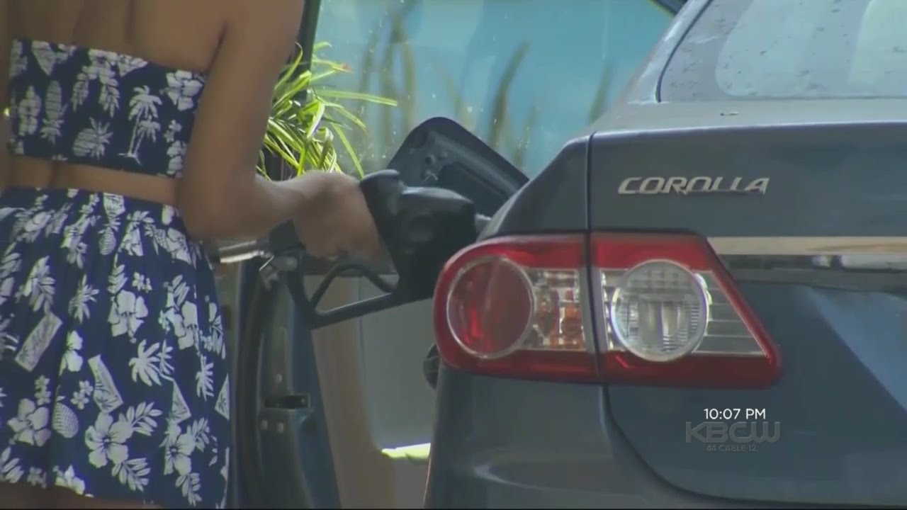 Consumer Watchdog Says Oil Companies Are Ripping Off California Drivers