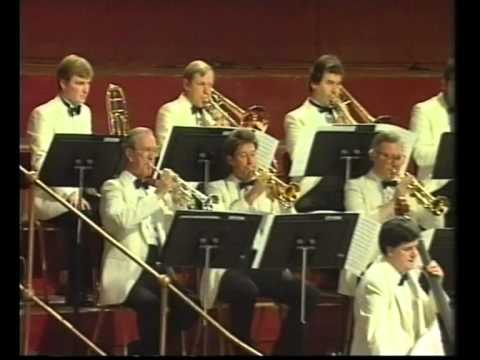 Mussorgsky-Wood 'Great Gate of Kiev' - Leonard Slatkin conducts