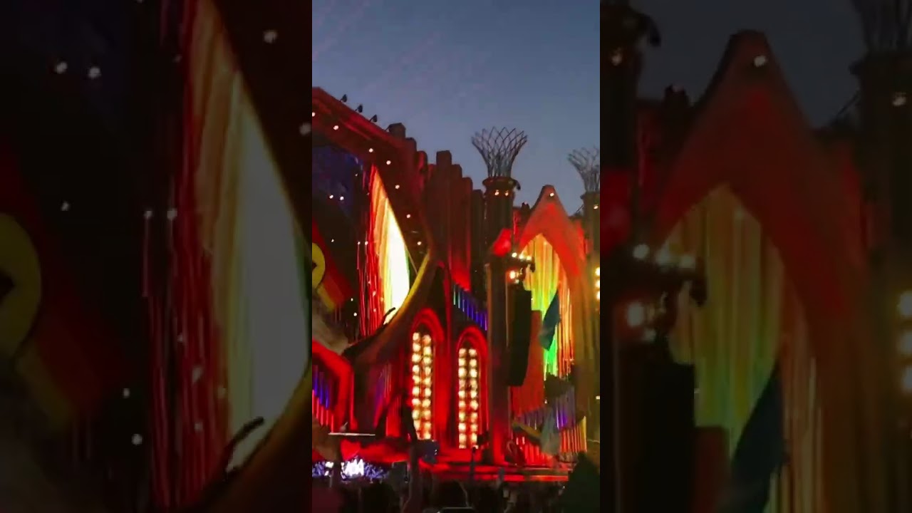 Steve Aoki Plays Cry Me a River Remix @ EDCLV 2024 