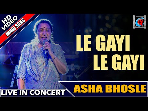 Le Gayi Le Gayi | Dil To Pagal Hai | ShahRukh Khan, Karisma Kapoor | Live Performence by Asha Bhosle