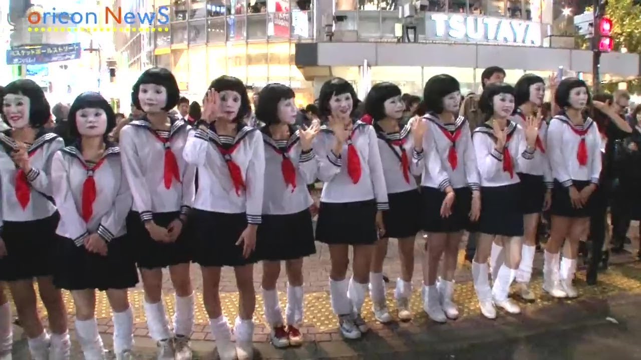 朱美ちゃん30人、渋谷に現る! SHIBUYA HALLOWEEN 2014 - YouTube