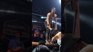 Niken Salindry : Lamunan ( live di Bali ).