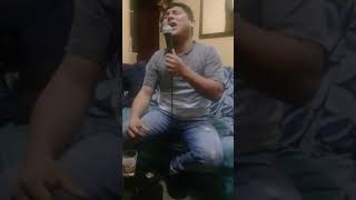 Juan Gabriel canta identico