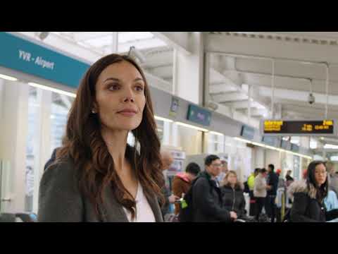 Video: Van en naar de luchthaven van Vancouver (YVR)
