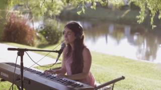 Video thumbnail of "Gaby Echevarria canta "Amapola" de Juan Luis Guerra"