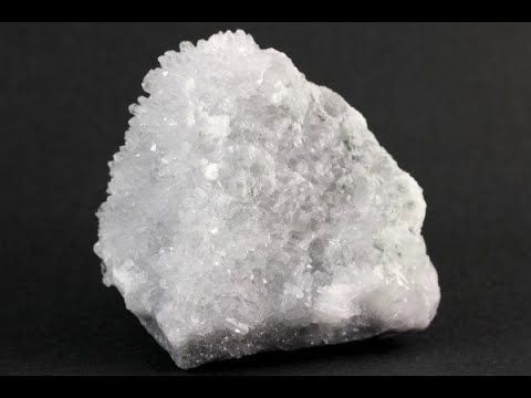 蛍鉱山産水晶 クラスター 175g / Japanese Quartz - YouTube