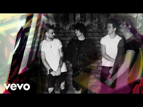 VVVision - Room  (+  Seconds Of Summer, Lawson, New Found Glory)