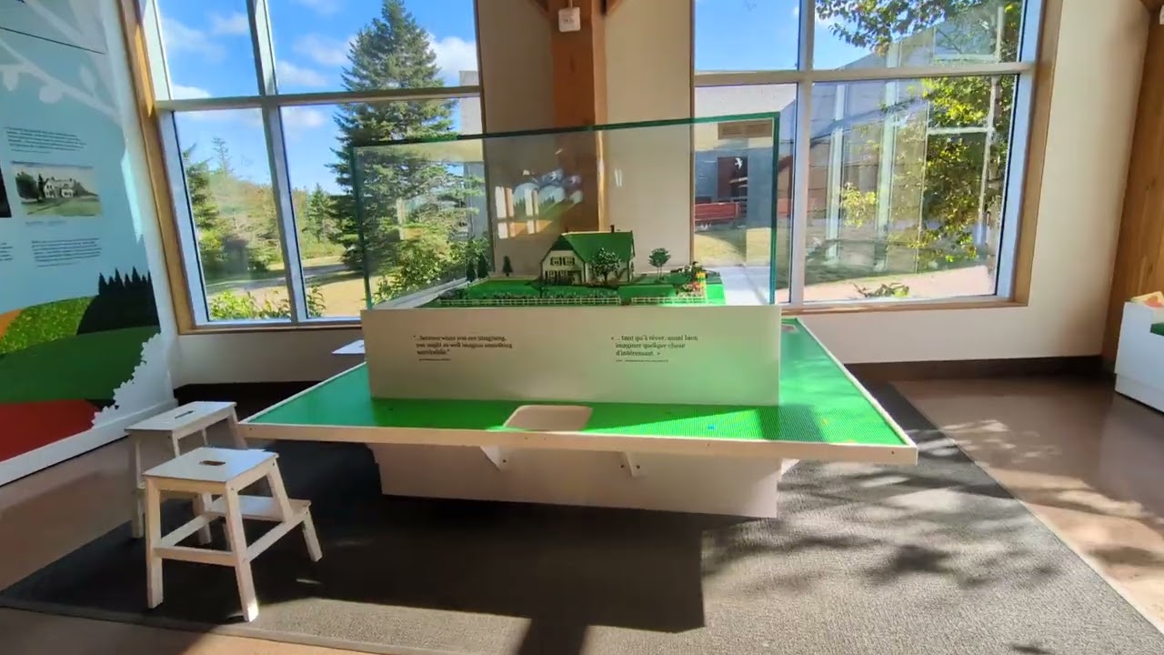 （19）グリーン・ゲイブルズへ。別棟の展示棟ではモンゴメリの知られざる生涯の展示があります