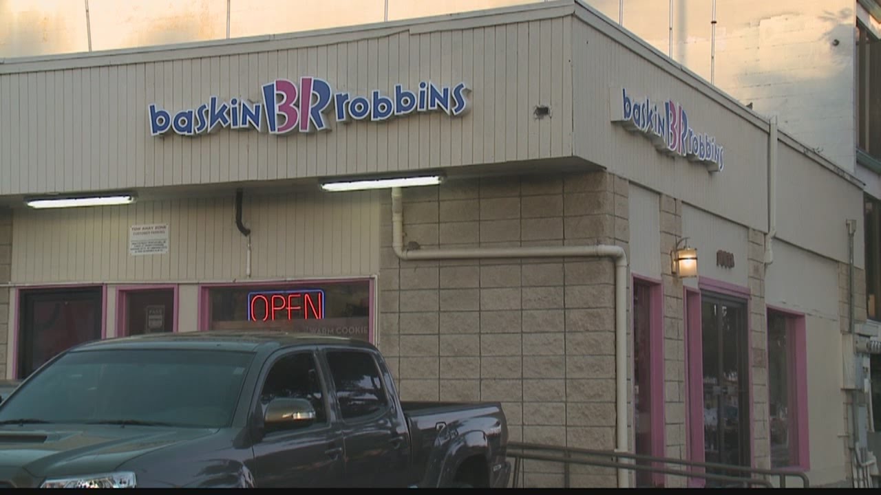 President Obama's first job Ice cream scooper at Honolulu shop YouTube