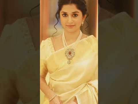 MadharaPoo Mole #meerajasmin #meerajasmine #shortsvideo #shorts #malayalam #tamil #favourite #melody