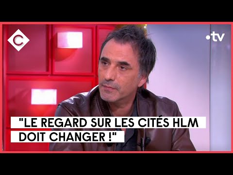 Vidéo: L'histoire des croisades : comment l'armée d'enfants s'en est pris au Saint-Sépulcre