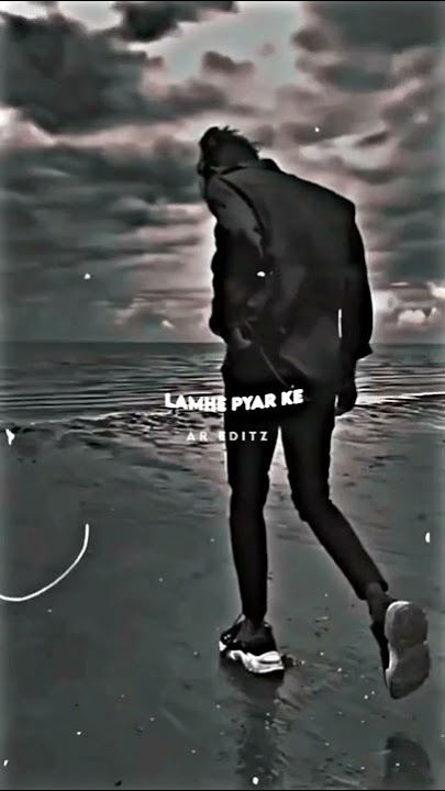 Guzare The Jo Lamhe Pyaar ke Hamesha Tujhe Apna Maan Ke WhatsApp Status Love Writes Aesthetic Status