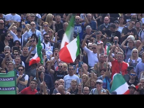 Thousands at protest against green pass in Italy