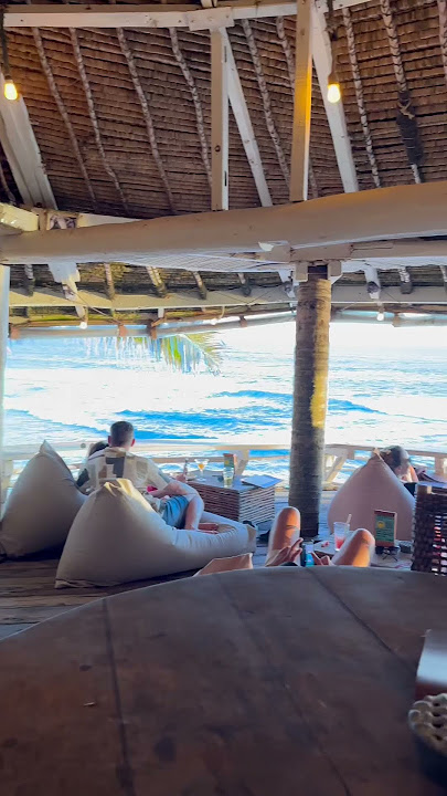 CANGGU’s MOST POPULAR BEACH CLUB AWAITS 😨 La Brisa 📍Perfect for Sunset! #Canggu #bali #baliguide