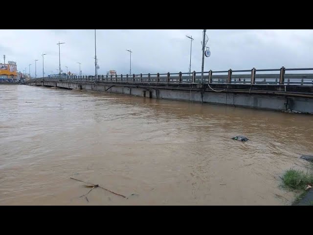 Lũ tiếp tục dâng vượt mức 2009