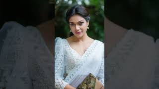 ह Chikankari Blouse कधच Outdated हत नहLatest Chikankari Blouse Designs