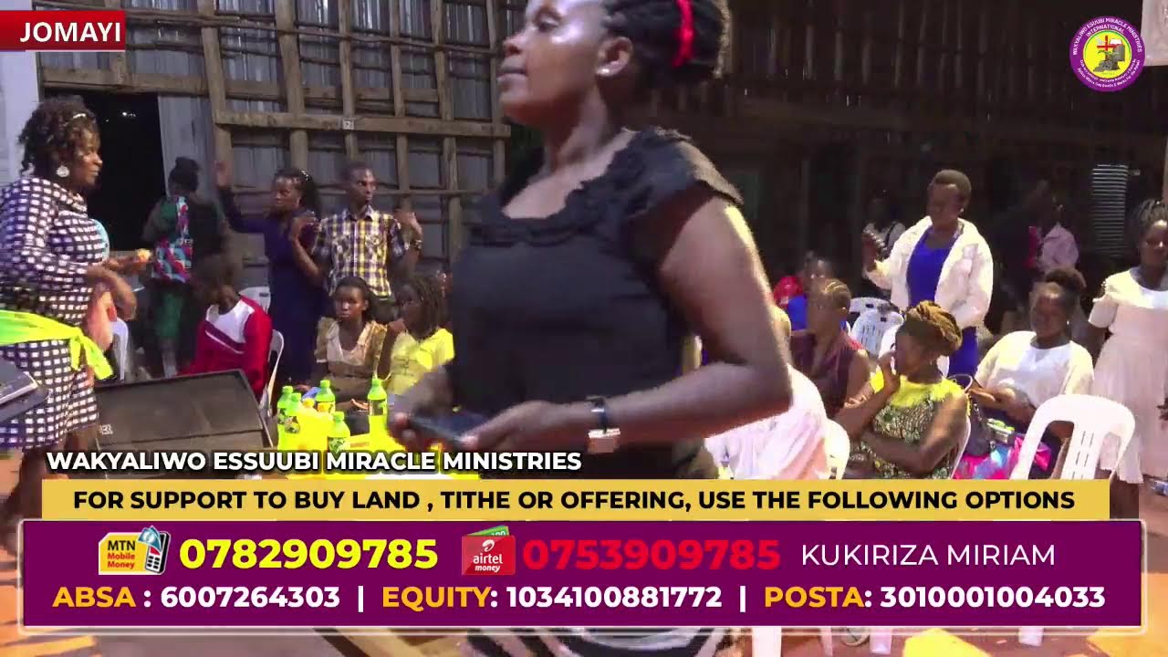 PR MIRIAM WARUGABA PRAISE AND WORSHIP WAKYALIWO ESSUBBI IN THANKS GIVIVNG SERVICE