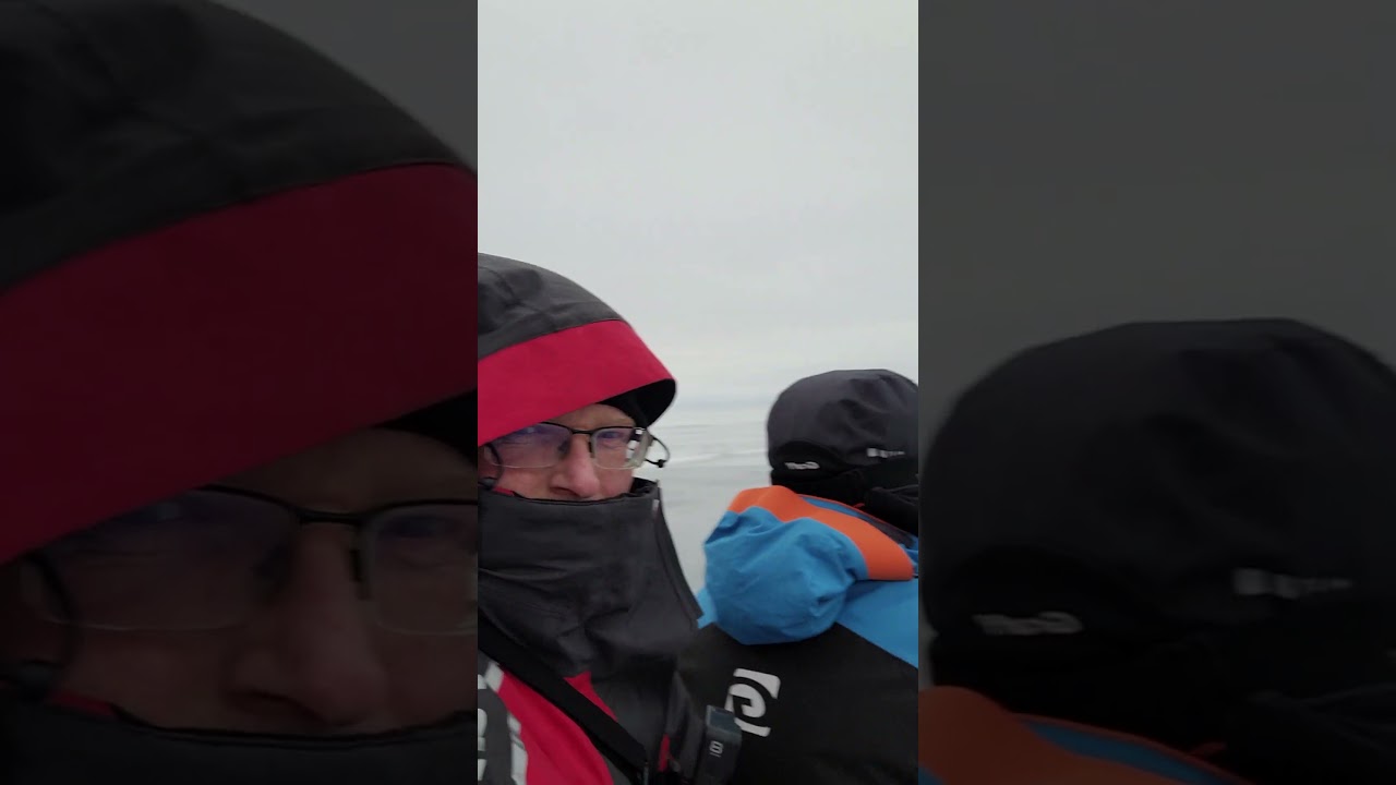 Друг чуть не выпал из Сань волокуш зимняя рыбалка  