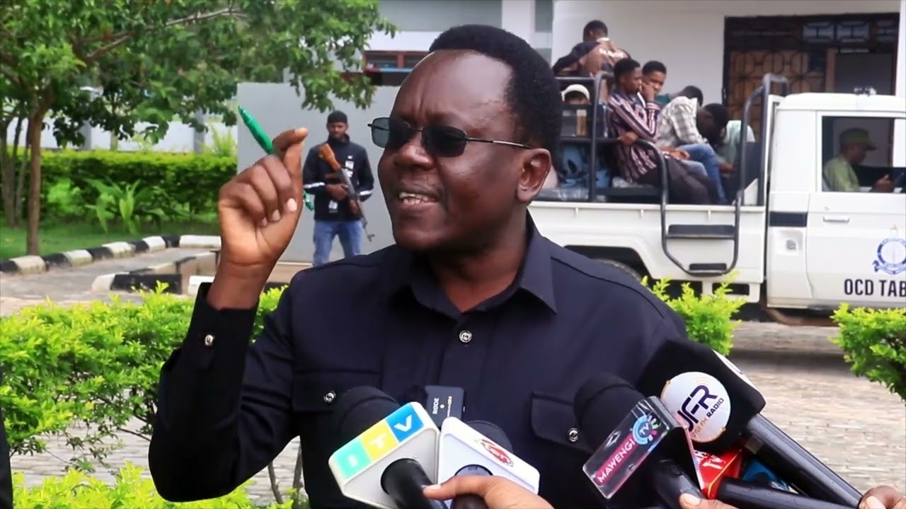 WANAFUNZI 15 WA CHUO CHA ARDHI TABORA WAKAMATWA KWA TUHUMA ZA KUMPIGA MLINZI