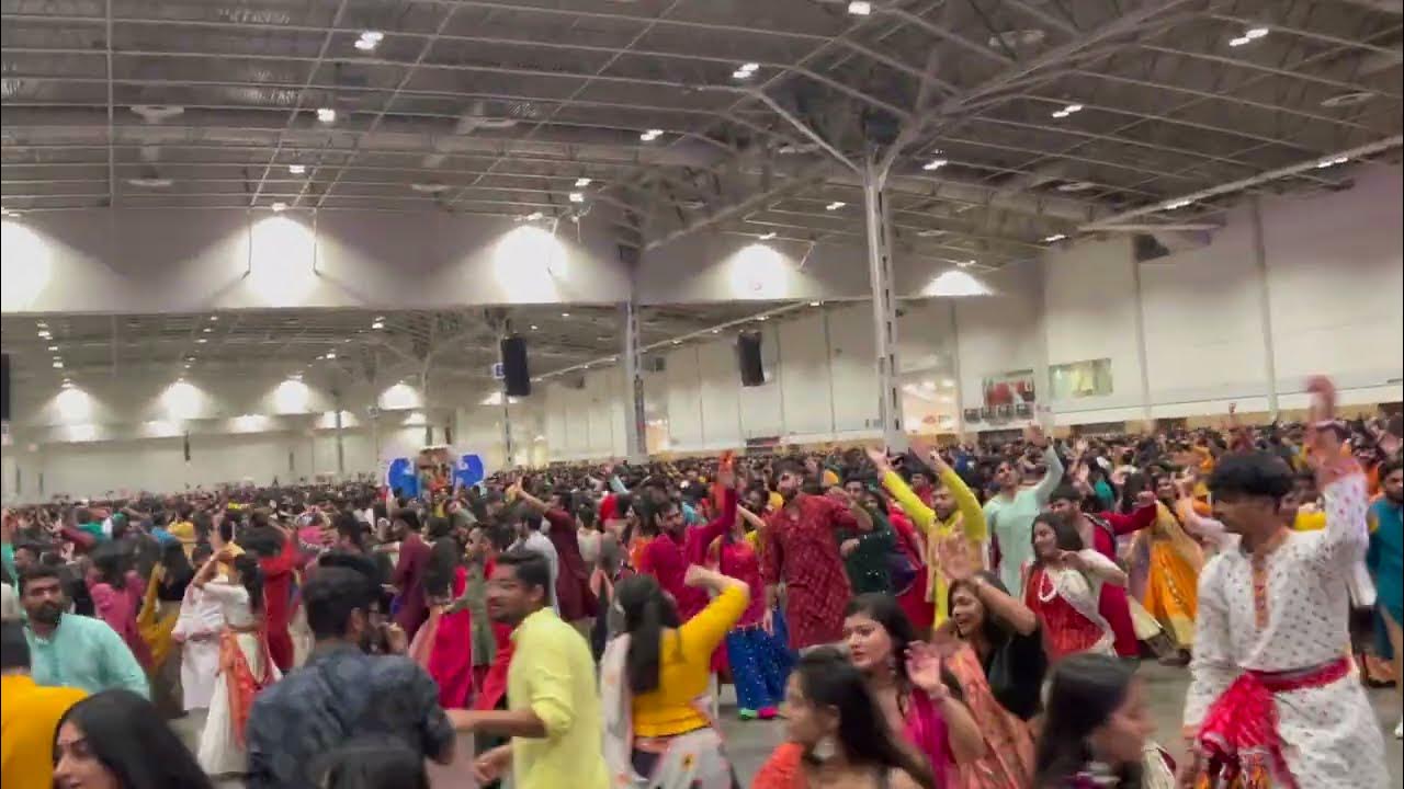 Largest Garba in North America 16,000+ people playing Garba in Canada Atul Purohit 2022
