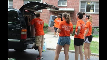 Manchester University Move In Day 2016