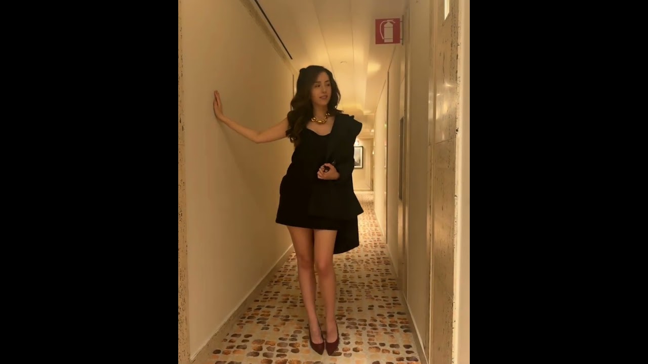 Pokimane posing and farting