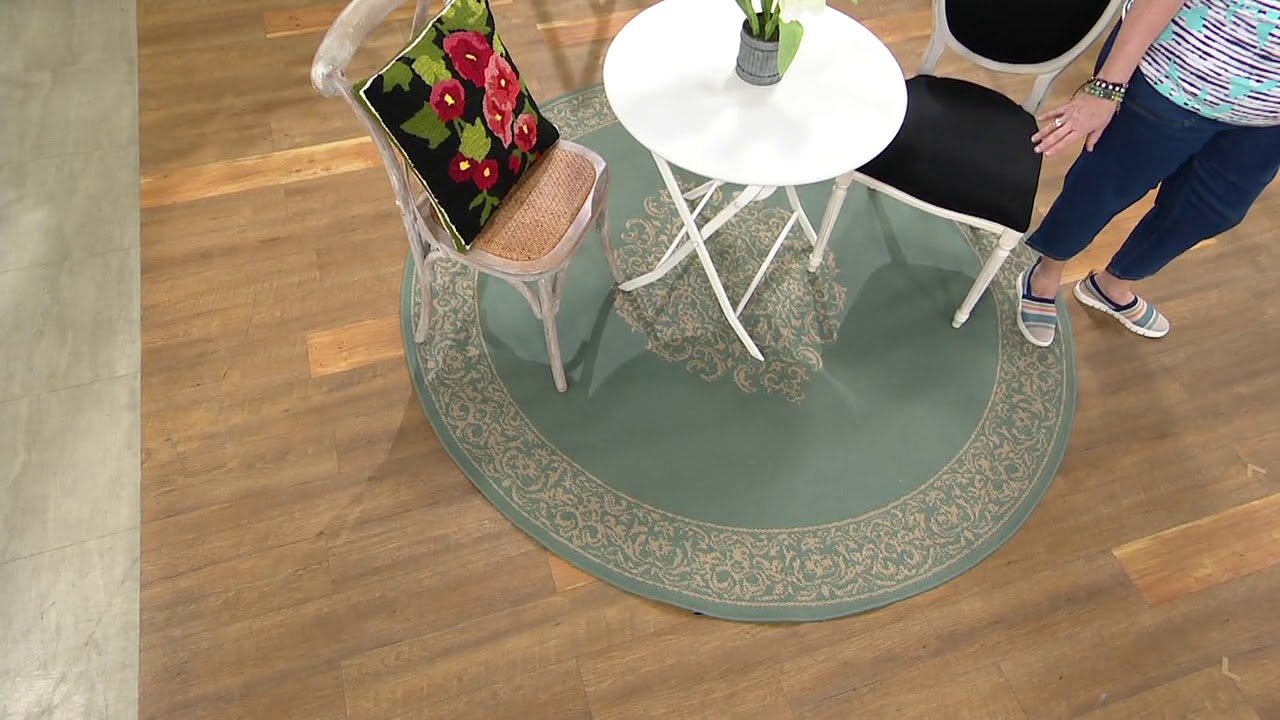 Veranda Living Royal Medallion Reversible Indoor/Outdoor Rug on QVC