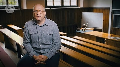 Tackling HPC challenges in particle physics using Graphcore