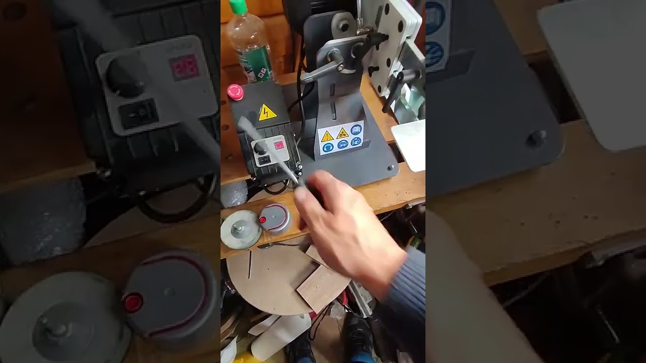 CORMAK STU50 Tischschleifer – Bandschleifmaschine 550W, Mit Drehzahlregelung, Vertikal & Horizontal Nutzbar, Bandmaß 50x1000 Mm, Für Werkstatt