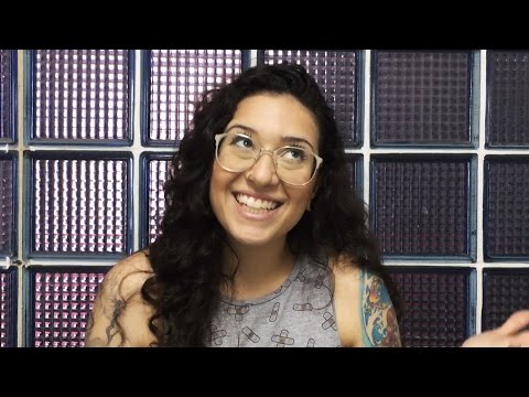 Vídeo: Como Escolher Um Tatuador