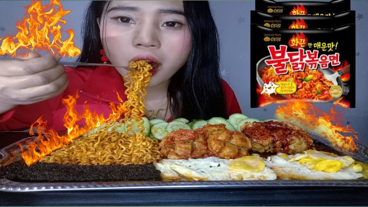 MUKBANG MIE  SAMYANG BAKSO MERCON FRIED CHIKEN TELOR CEPLOK  