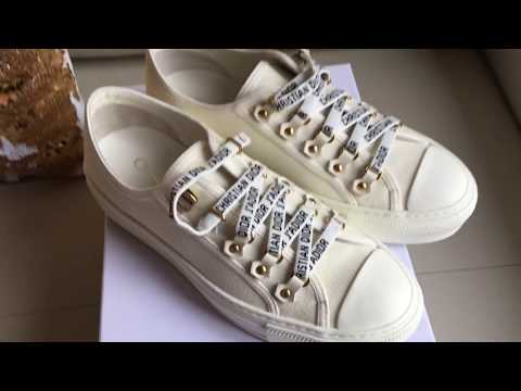 DIOR LOW-TOP TRAINER IN WHITE CANVAS (Christian Dior J'Adior