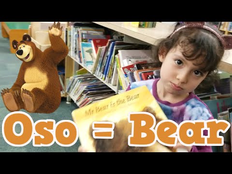 En este video te llevaremos a nuestra escuela para que la conozcas y te mostraremos algunas actividades que ahí hacemos diariamente, también te estaremos enseñando algunas palabras en espanol de una manera divertida.In this video we will take you to our school so that you can meet it and we will show you some activities that we do every day, we will also be teaching you some Spanish words in a fun way. Escuela Primaria y Kinder en Canadá I Elementary and Kinder garden School in Canada.