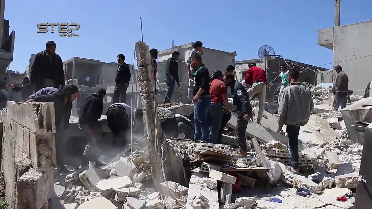 شاهد قصف الطيران الحربي على مناطق سهل الحولة في ريف حمص الشمالي