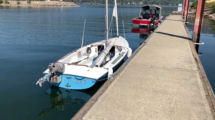 Buccaneer 18 at Hood River Marina