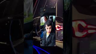 تعلمت ان ان الصمت احيانا كسيف بيدي يكشف الذين يتزينونه باسم المهتدي انا لا أجيد تلون الناس لابقى  سمعها
