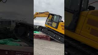 Excavator Export to Africa #automobile #importexportchina #carexport #carexporter