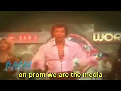 MC POZE NOS ANOS 80