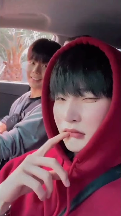 UwU~👀❤️